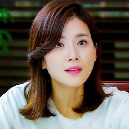 Lee Bo-young