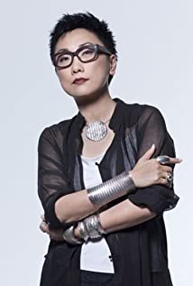 Tina Lau